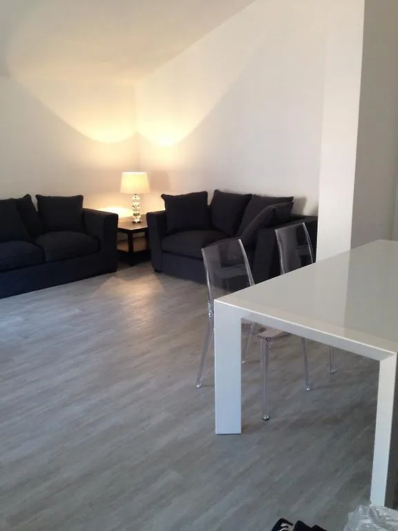 Apartament In Un Borgo Nel Centro Storico Bolonia